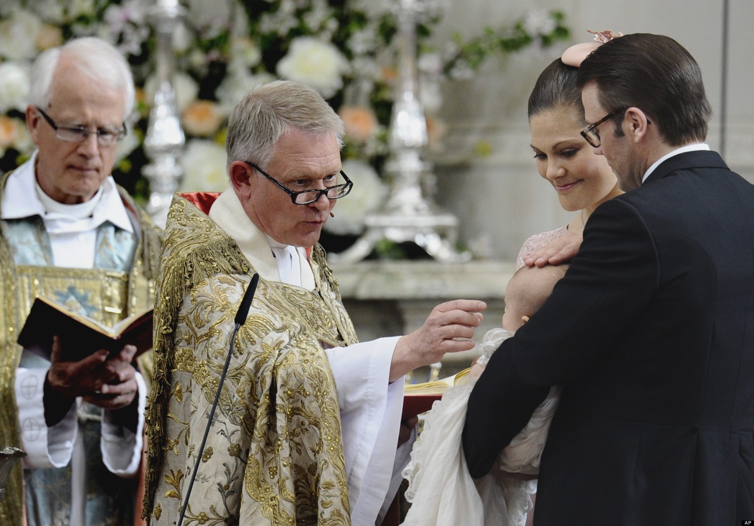 baby-naming-ceremonies-from-across-the-globe